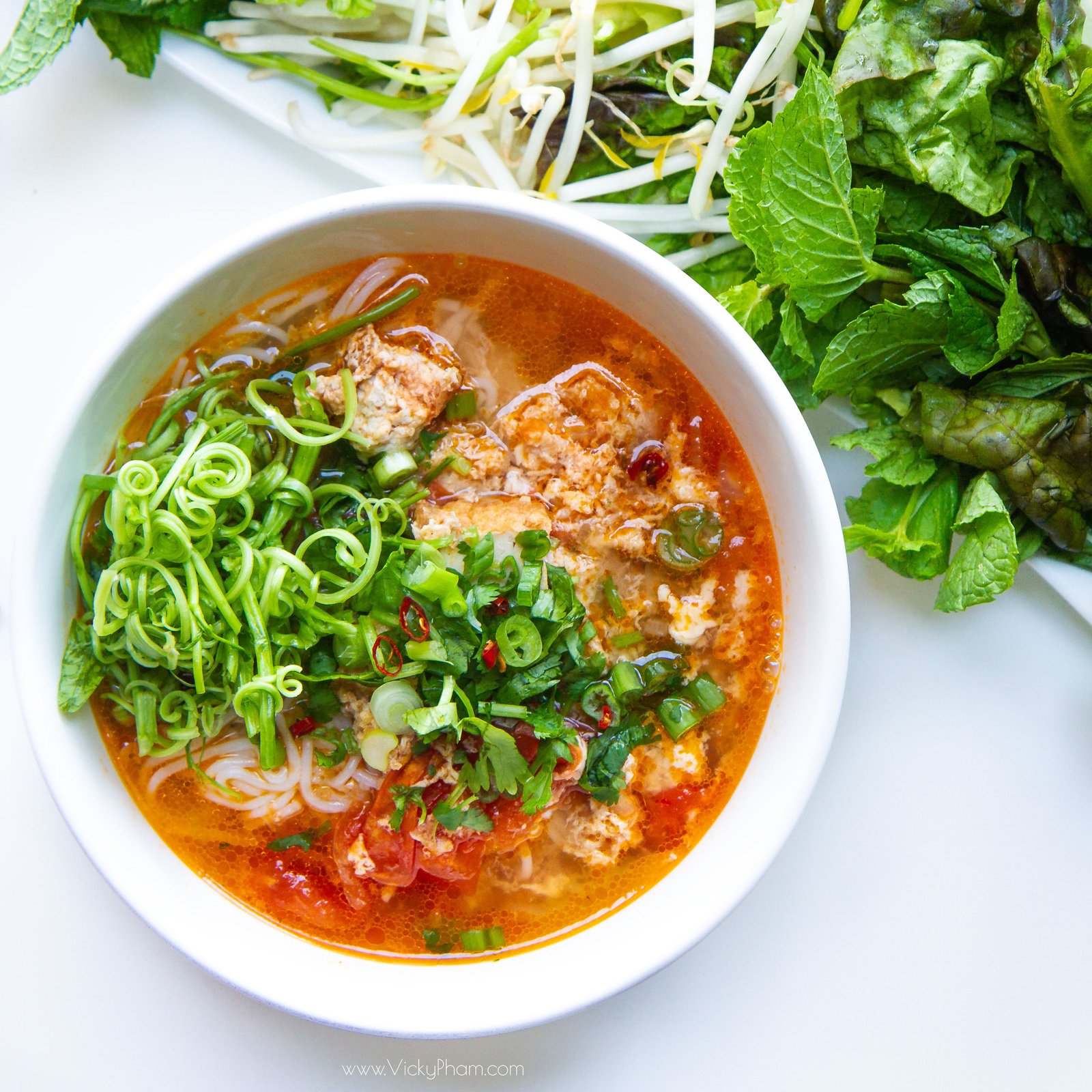 Bun Rieu – Vietnamese Pork & Crab Noodle Soup